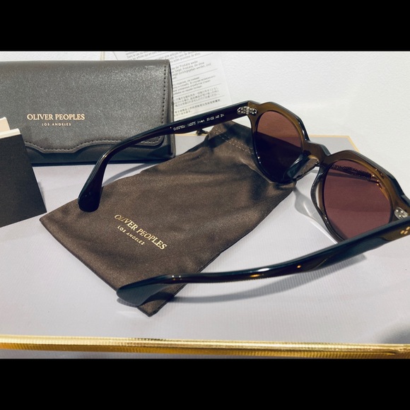 Oliver Peoples Brown Irven Sunglasses lightly used in case - Picture 14 of 16
